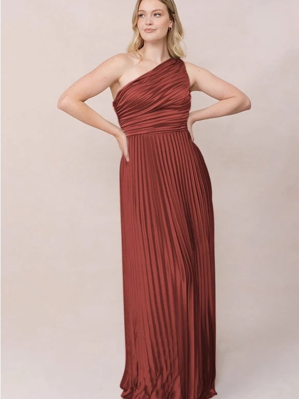 Revelry Declan One-Shoulder Pleated Maxi Dress in Cinnamon Rose